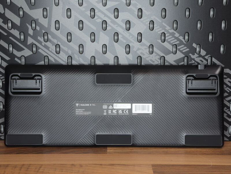 Turtle Beach Vulcan II TKL Tenkeyless mechanical keyboard TITAN HS switches Sound-dampened ReacTap compact tastatur gaming.JPG
